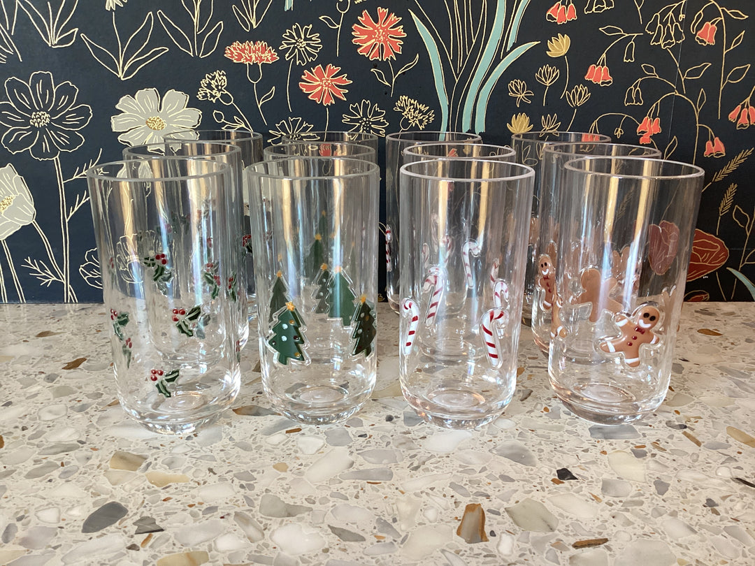 Acrylic Drinking Glass with Embedded Holiday Icons 18oz